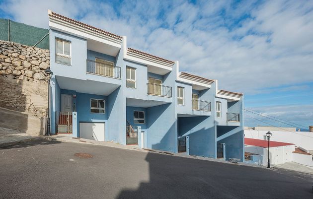 Foto 1 de Casa en venda a calle Las Magnolias de 3 habitacions amb terrassa i garatge