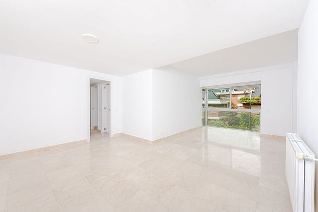 Foto 2 de Alquiler de piso en Piovera - Conde Orgaz de 3 habitaciones con piscina y garaje