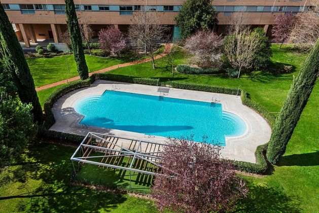 Foto 2 de Pis en lloguer a Piovera - Conde Orgaz de 2 habitacions amb piscina i garatge