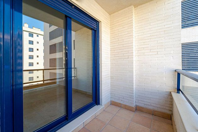 Foto 2 de Alquiler de piso en Paus - Poligono San Blas de 3 habitaciones con terraza y piscina