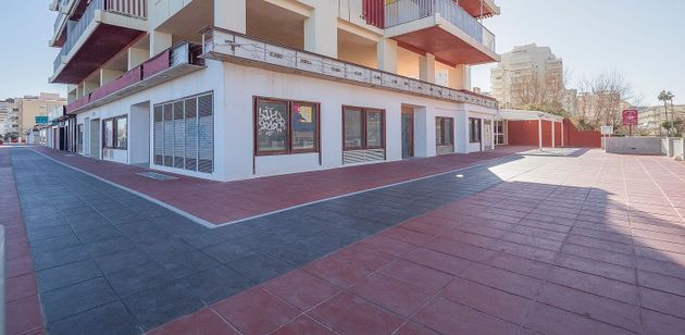 Foto 1 de Local en venda a Playa de Gandia de 991 m²
