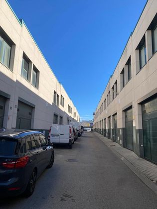 Foto 1 de Nau en venda a calle Portugal de 427 m²