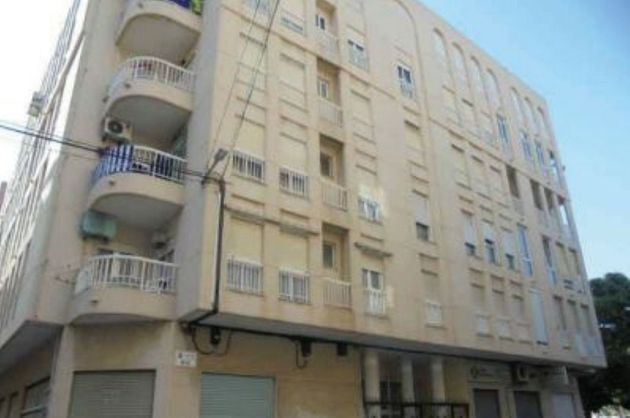 Foto 1 de Venta de piso en calle Rafal de 1 habitación con terraza