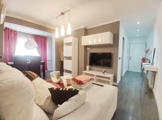 Foto 1 de Alquiler de piso en Puerta del Ángel de 2 habitaciones con muebles y aire acondicionado