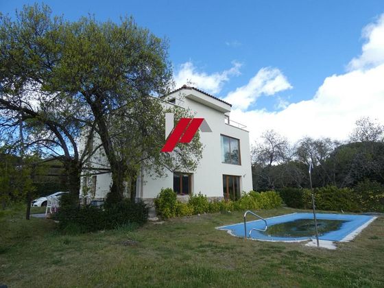 Foto 1 de Xalet en venda a Guadarrama de 4 habitacions amb terrassa i piscina
