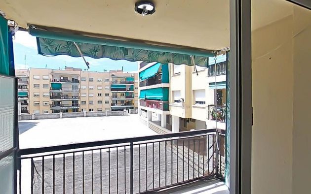 Foto 2 de Piso en venta en Can Fatjó de 4 habitaciones con terraza y ascensor