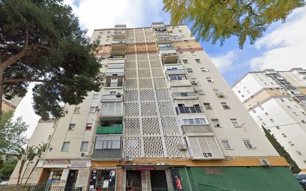 Foto 1 de Piso en venta en Palma - Palmilla de 3 habitaciones con terraza y ascensor