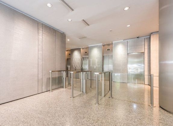 Foto 2 de Oficina en alquiler en paseo De la Castellana con aire acondicionado y ascensor