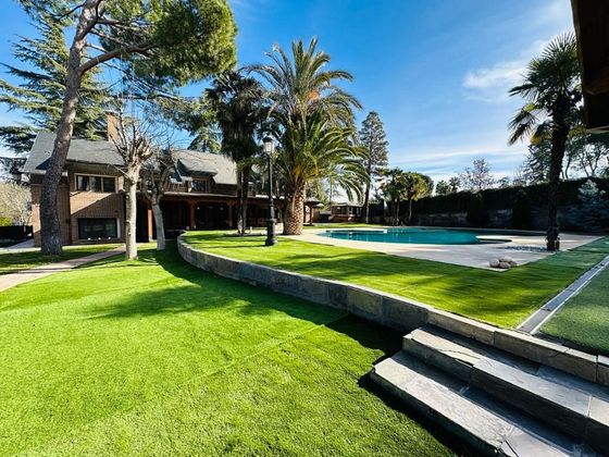 Foto 1 de Xalet en venda a Fuente del Fresno de 6 habitacions amb terrassa i piscina