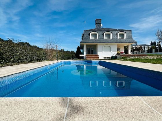 Foto 2 de Xalet en venda a Santo Domingo de 8 habitacions amb terrassa i piscina
