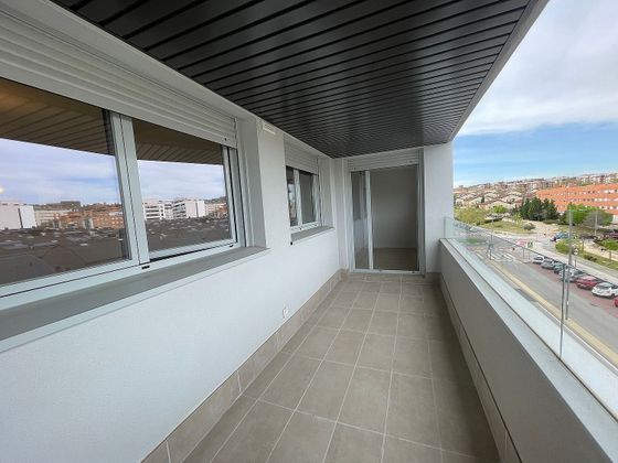 Foto 2 de Pis en lloguer a Rivas Urbanizaciones de 2 habitacions amb terrassa i piscina