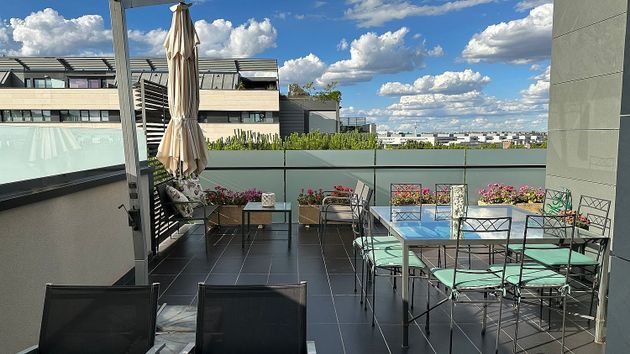 Foto 1 de Àtic en venda a Valdecabaña de 3 habitacions amb terrassa i piscina