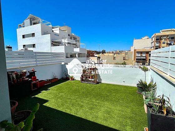 Foto 2 de Dúplex en venda a El Vedat - Santa Apolonia de 3 habitacions amb terrassa i piscina