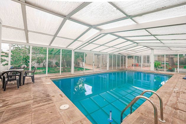 Foto 1 de Chalet en venta en Eurovillas de 4 habitaciones con piscina y garaje