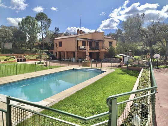 Foto 2 de Chalet en venta en Las Vegas - El Pozanco de 9 habitaciones con piscina y jardín