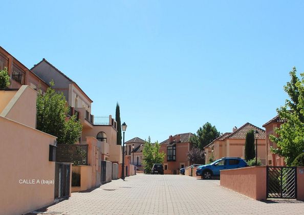 Foto 2 de Venta de casa adosada en Sigüenza de 4 habitaciones con terraza y garaje