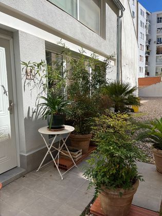 Foto 2 de Dúplex en lloguer a Ciudad Jardín de 1 habitació amb jardí i mobles