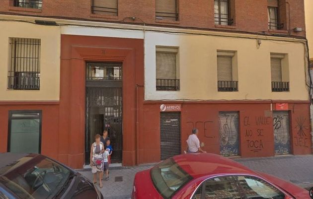 Foto 2 de Pis en venda a calle De Juan Álvarez Mendizábal de 5 habitacions amb calefacció i ascensor