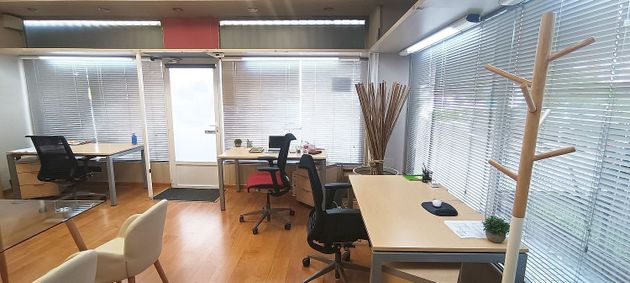 Foto 2 de Venta de oficina en San Pascual con aire acondicionado