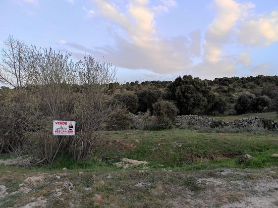 Foto 2 de Venta de terreno en Fresnedillas de la Oliva de 30144 m²