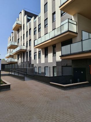 Foto 2 de Piso en alquiler en Las Dehesillas - Vereda de los Estudiantes de 3 habitaciones con terraza y piscina