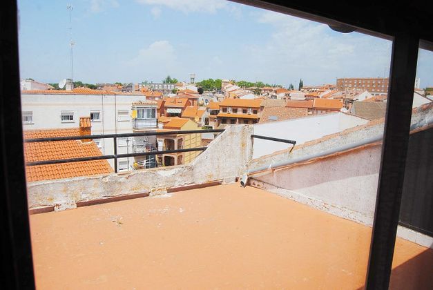 Foto 2 de Casa adossada en venda a El Pijorro de 4 habitacions amb terrassa i garatge