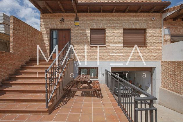 Foto 1 de Casa en venta en El Pijorro de 5 habitaciones con terraza y garaje
