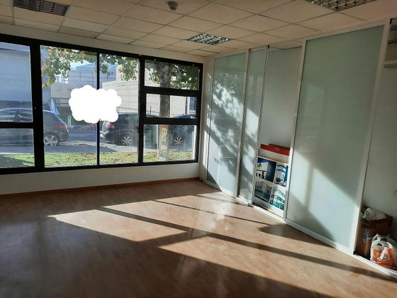 Foto 2 de Oficina en alquiler en Casco Urbano con aire acondicionado