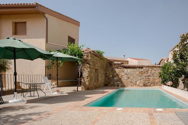 Foto 1 de Casa en venta en Alcoba de 9 habitaciones con terraza y piscina
