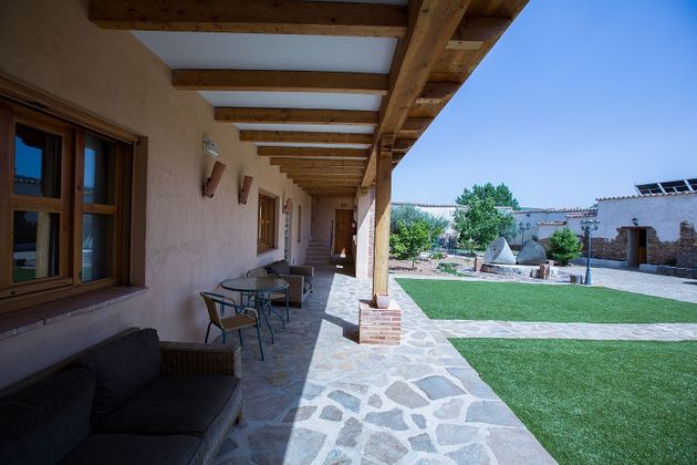 Foto 2 de Casa en venda a Alcoba de 9 habitacions amb terrassa i piscina