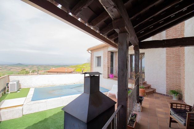 Foto 1 de Casa en venda a Hita de 5 habitacions amb terrassa i piscina