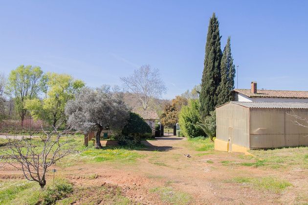 Foto 2 de Casa rural en venda a Tejeda de Tiétar de 6 habitacions amb terrassa i jardí