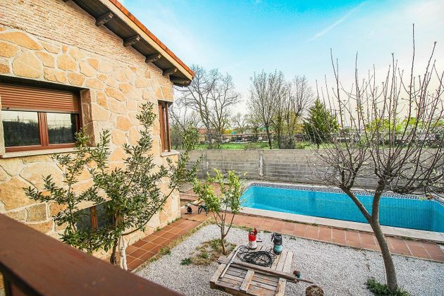Foto 1 de Xalet en venda a Cabrera (La) de 5 habitacions amb terrassa i piscina