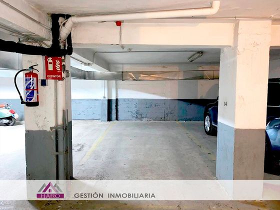 Foto 1 de Garatge en venda a calle De Clara del Rey de 14 m²