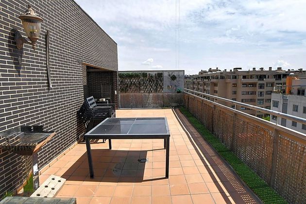 Foto 1 de Ático en venta en Ensanche de Vallecas - Valdecarros de 3 habitaciones con terraza y piscina
