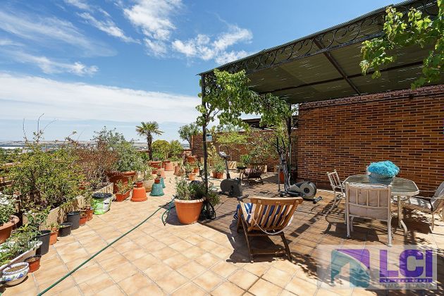 Foto 1 de Ático en venta en Coslada Pueblo de 5 habitaciones con terraza y piscina