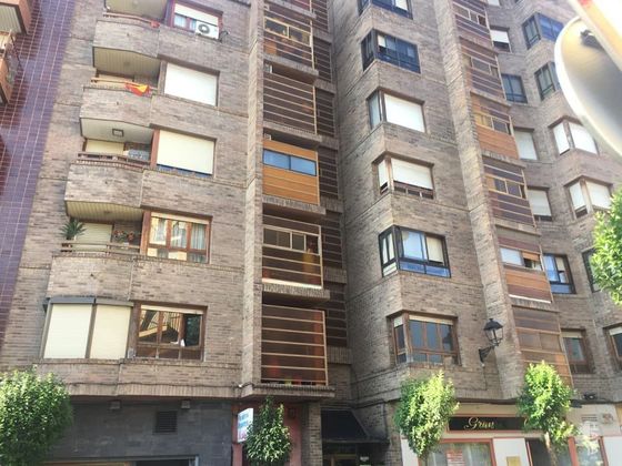 Foto 1 de Piso en venta en Calatayud de 4 habitaciones con terraza y ascensor