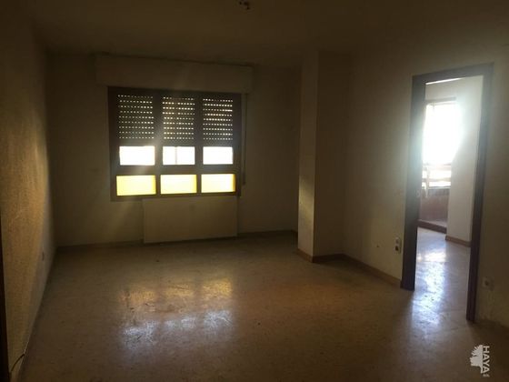 Foto 2 de Piso en venta en Calatayud de 4 habitaciones con terraza y ascensor