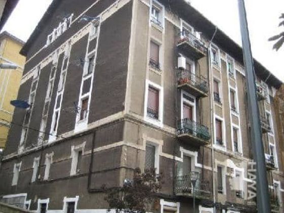Foto 1 de Venta de piso en Sestao de 3 habitaciones con terraza