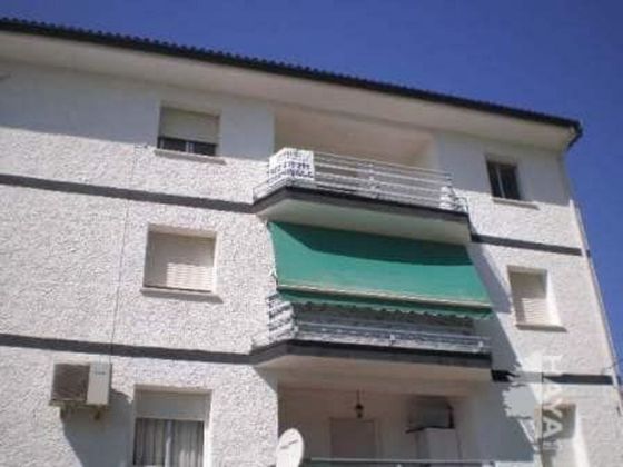 Foto 1 de Piso en venta en Villarejo de Salvanés de 3 habitaciones con terraza y piscina