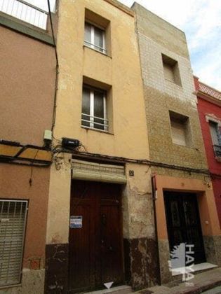 Foto 1 de Casa adosada en venta en Ayuntamiento - Centro de 3 habitaciones con terraza