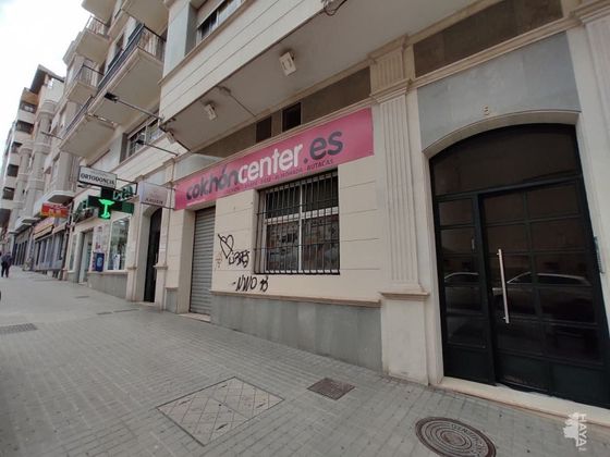 Foto 1 de Alquiler de local en Avda de Madrid - Pº de la Estación de 140 m²