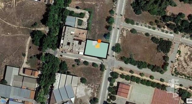 Foto 2 de Venta de terreno en Almansa de 833 m²