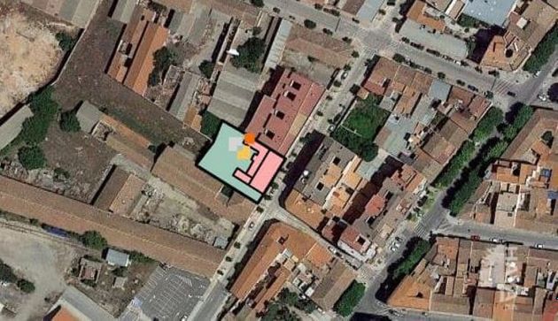 Foto 2 de Venta de terreno en Almansa de 961 m²
