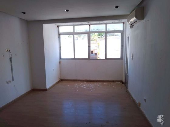 Foto 1 de Venta de piso en Montesa de 3 habitaciones con balcón