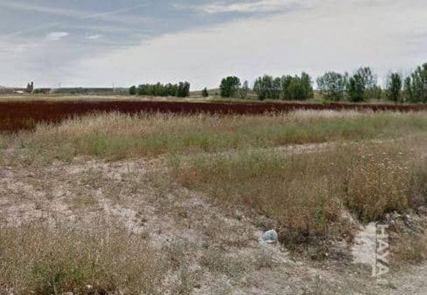 Foto 1 de Venta de terreno en Cistérniga de 7745 m²