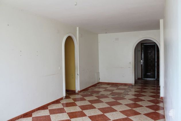 Foto 2 de Venta de piso en Taraguilla-Zona Estación de 3 habitaciones con jardín y ascensor