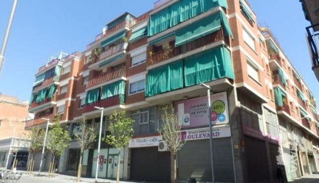Foto 1 de Local en alquiler en Centre - Santa Coloma de Gramanet de 143 m²