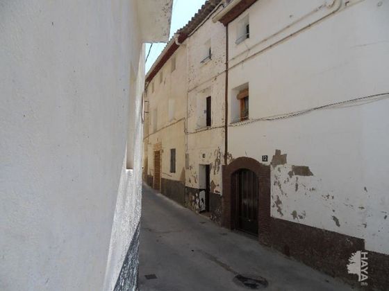 Foto 1 de Casa en venta en San Esteban de Litera de 4 habitaciones con terraza y jardín