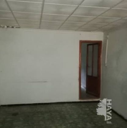 Foto 2 de Venta de piso en Cehegín de 2 habitaciones con garaje y jardín